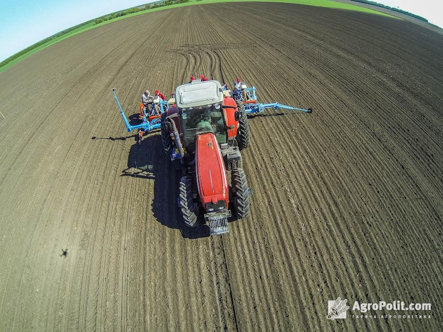 Вартість пального здорочає для аграріїв