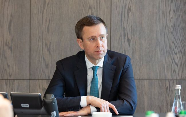 За словами Корецького, зарплати більше не мають автоматично гарантувати підприємствам право на бронювання